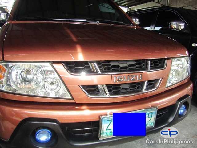 Picture of Isuzu Crosswind