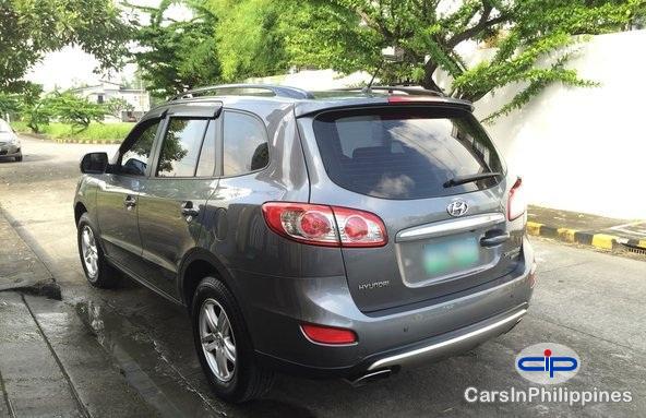 Picture of Hyundai Santa Fe Automatic in Davao del Norte
