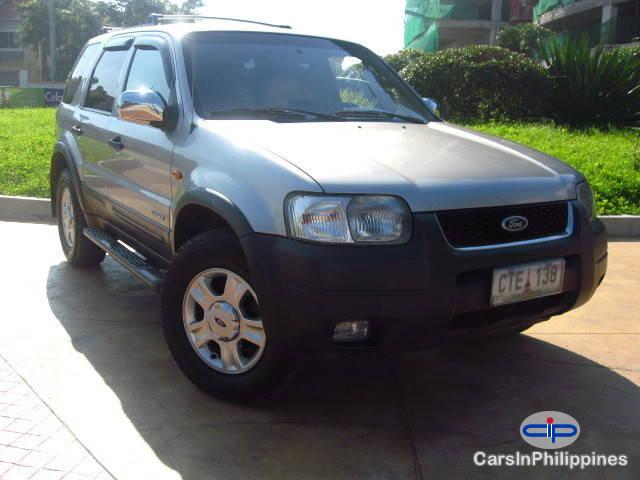 Pictures of Ford Escape