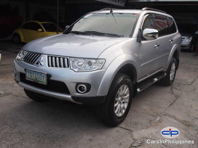 Picture of Mitsubishi Montero Sport