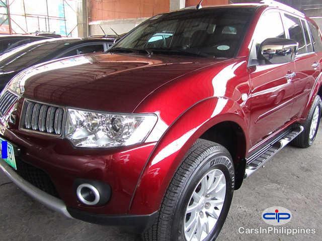 Picture of Mitsubishi Montero Sport