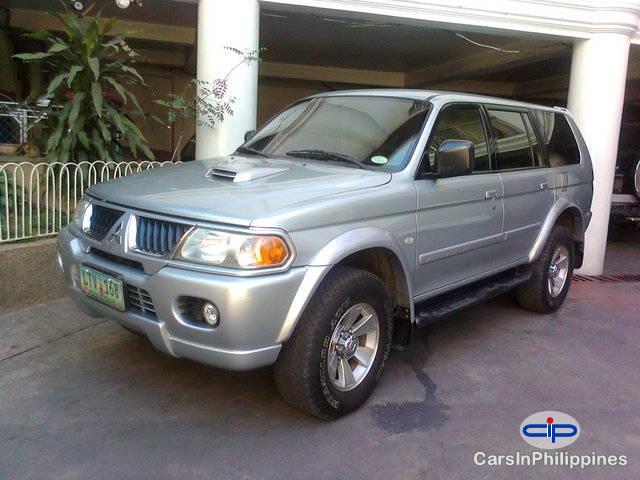 Picture of Mitsubishi Montero Sport