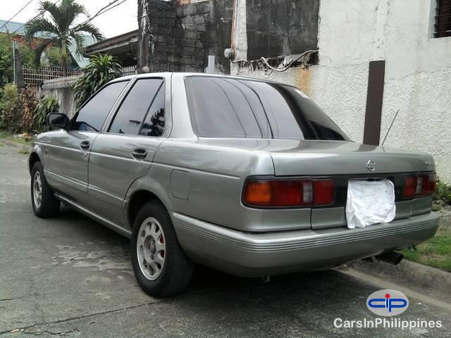 Nissan Sentra in Laguna
