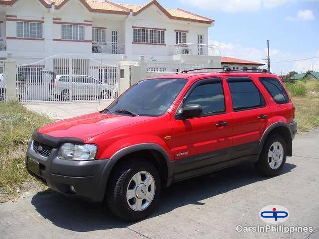 Ford Escape - image 2