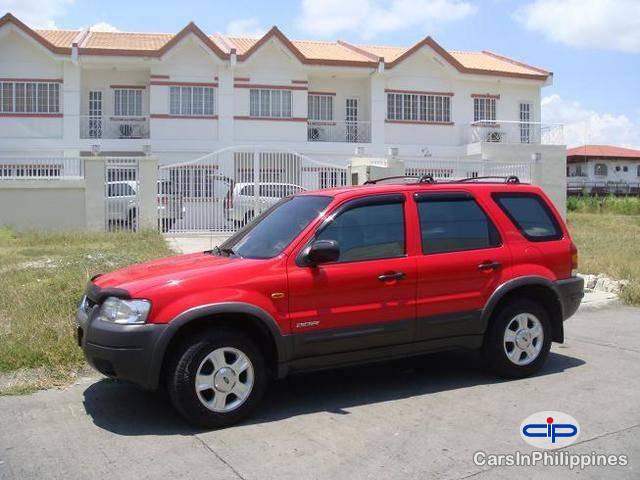 Ford Escape - image 3