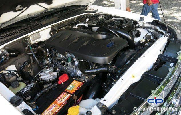 Ford Everest Automatic - image 8