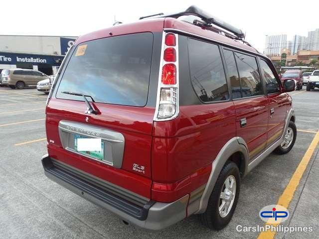 Mitsubishi Adventure Manual 2013 - image 3