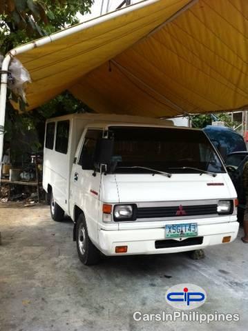 Picture of Mitsubishi L300 Manual