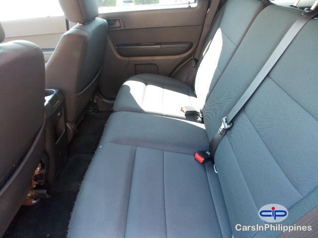 Ford Escape Automatic 2010 - image 5