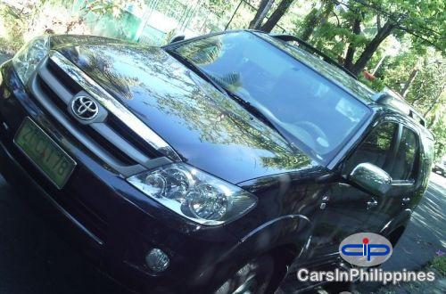 Picture of Toyota Fortuner Automatic 2006