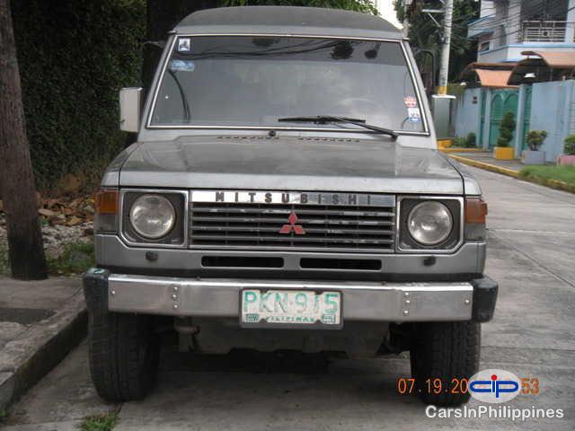 Pictures of Mitsubishi Pajero