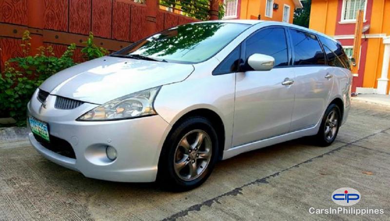 Picture of Mitsubishi Grandis Automatic 2008