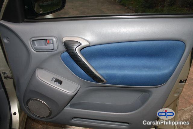 Toyota RAV4 Manual 2004 - image 2
