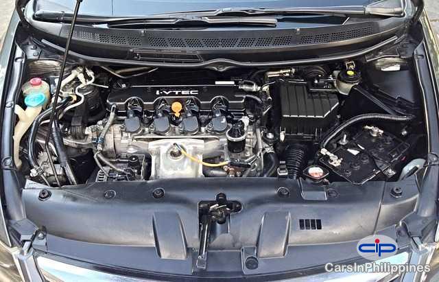 Honda Civic Automatic 2010 - image 2