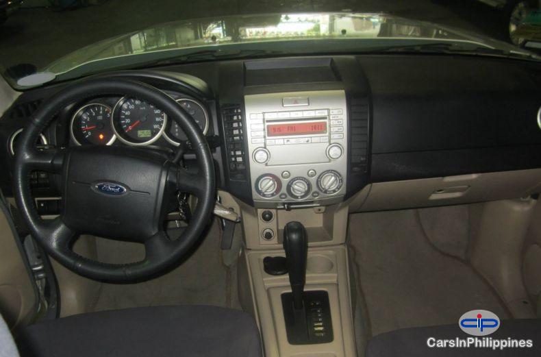 Ford Everest in Metro Manila