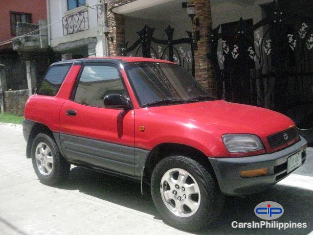 Pictures of Toyota RAV4 Manual 1997