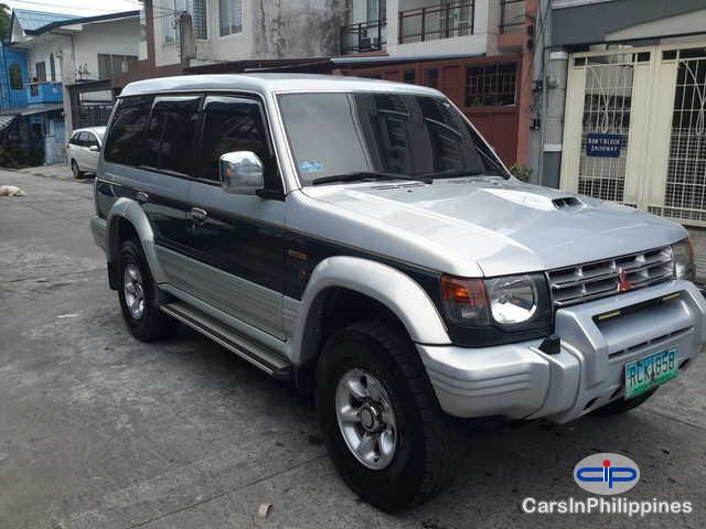 Picture of Mitsubishi Pajero Manual 1993