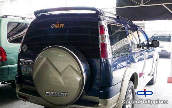Picture of Ford Everest in Philippines