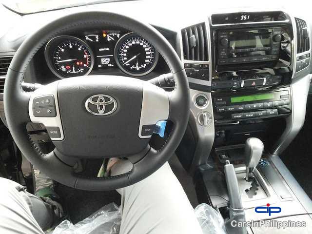 Toyota Land Cruiser Automatic 2015