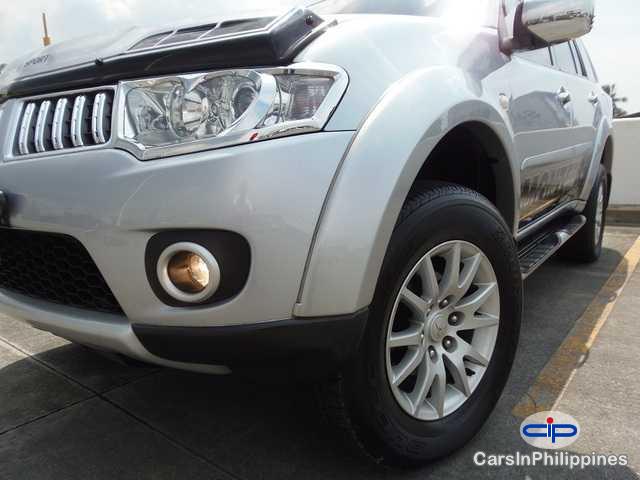 Mitsubishi Montero Sport Automatic 2010