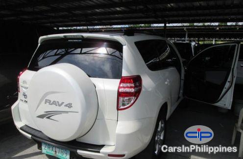 Toyota RAV4 Automatic 2009 - image 2