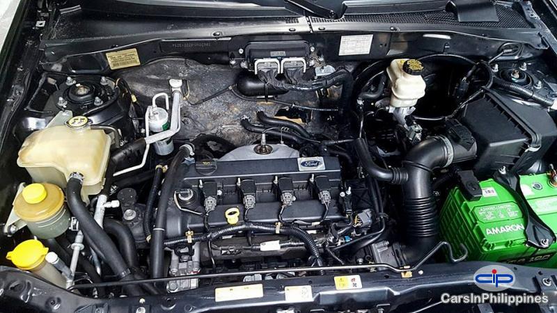 Ford Escape Automatic - image 3