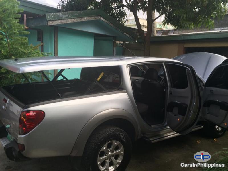 Mitsubishi Strada Automatic in Ilocos Norte