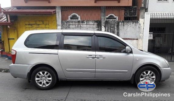 Kia Carnival Automatic 2008