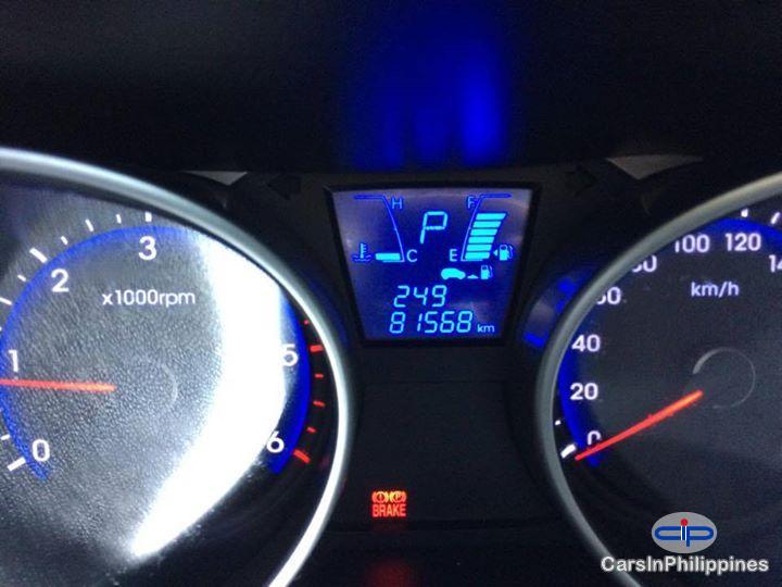 Hyundai Tucson Automatic 2010 - image 12