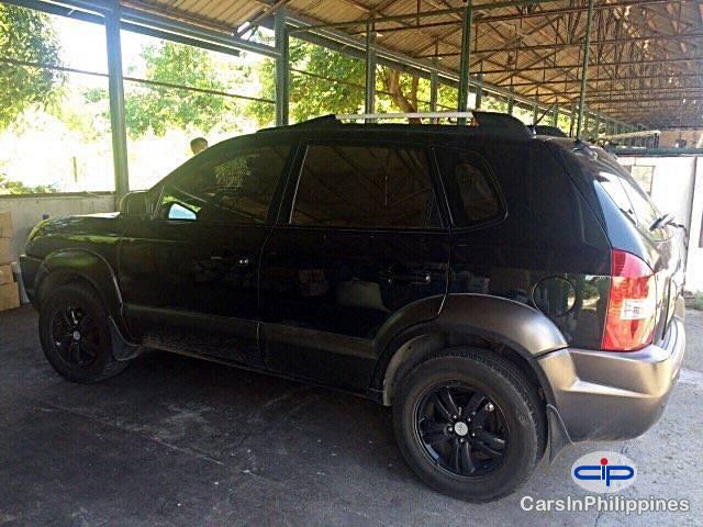 Hyundai Tucson Manual 2007 - image 2