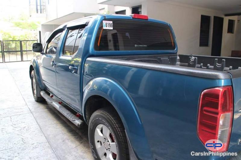 Nissan Navara Manual - image 3