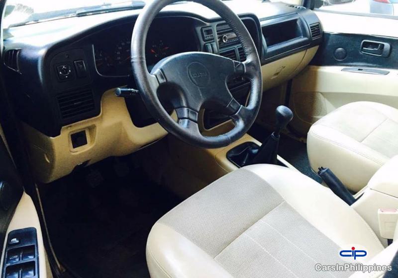 Isuzu Crosswind Manual 2011 - image 4