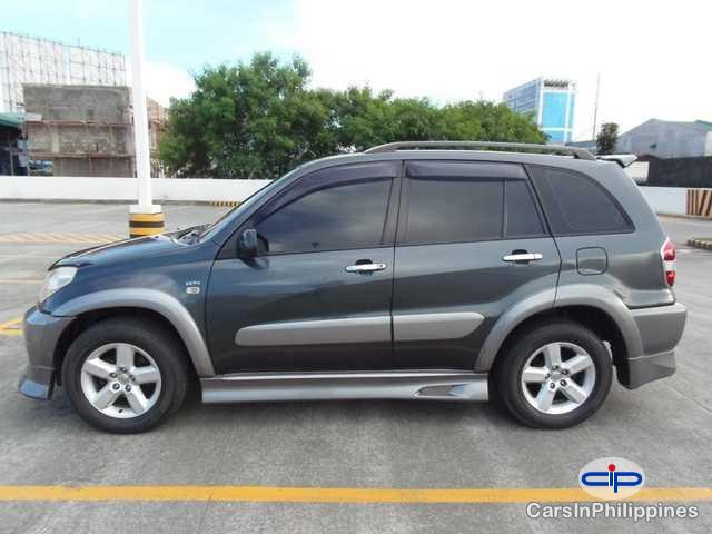 Toyota RAV4 Automatic - image 2