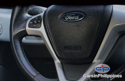 Ford Fiesta Automatic 2011 - image 6