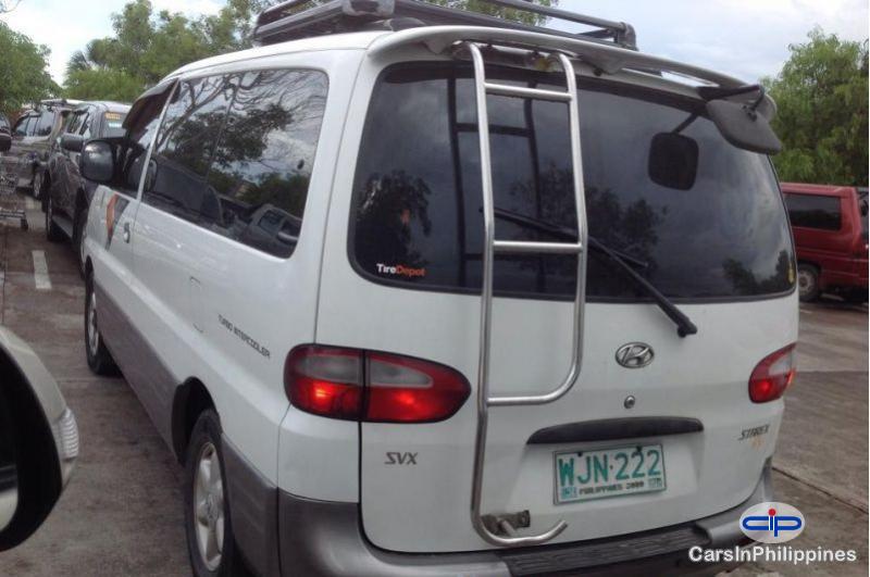 Hyundai Starex Automatic - image 2