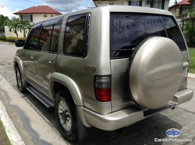 Isuzu Trooper Automatic 2003