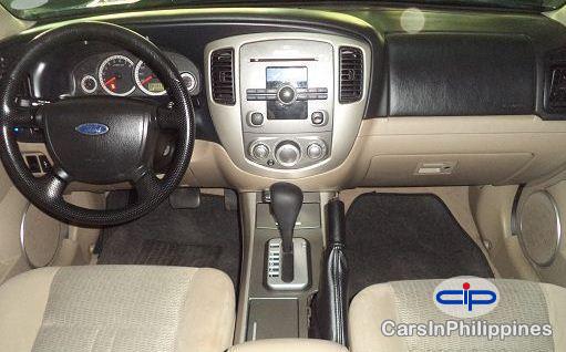 Ford Escape - image 2