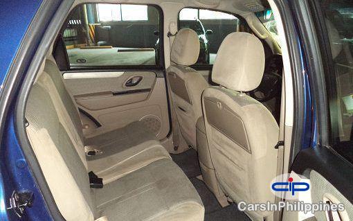 Ford Escape - image 3