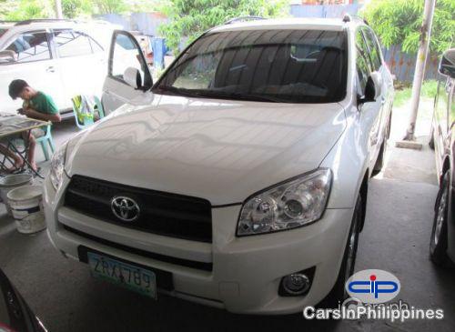Pictures of Toyota RAV4 Automatic 2009