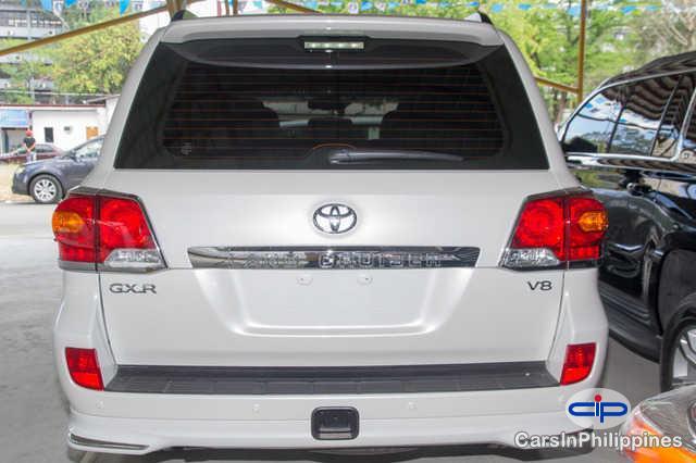 Toyota Land Cruiser Manual 2012