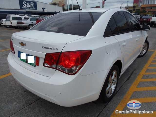 Chevrolet Cruze Automatic 2010 - image 3