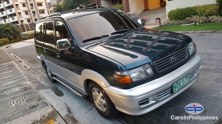 Toyota Revo