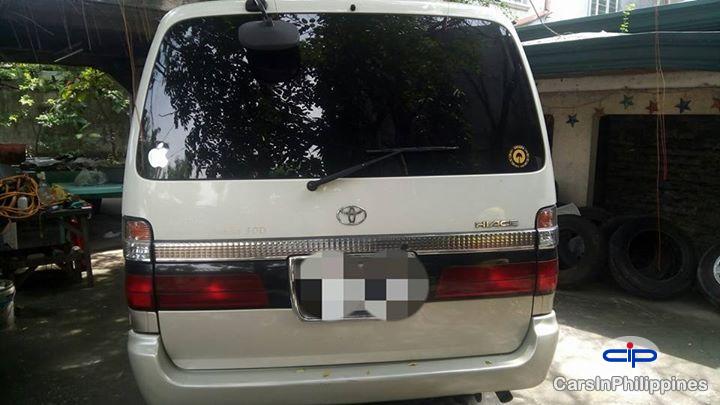 Toyota Granvia - image 2