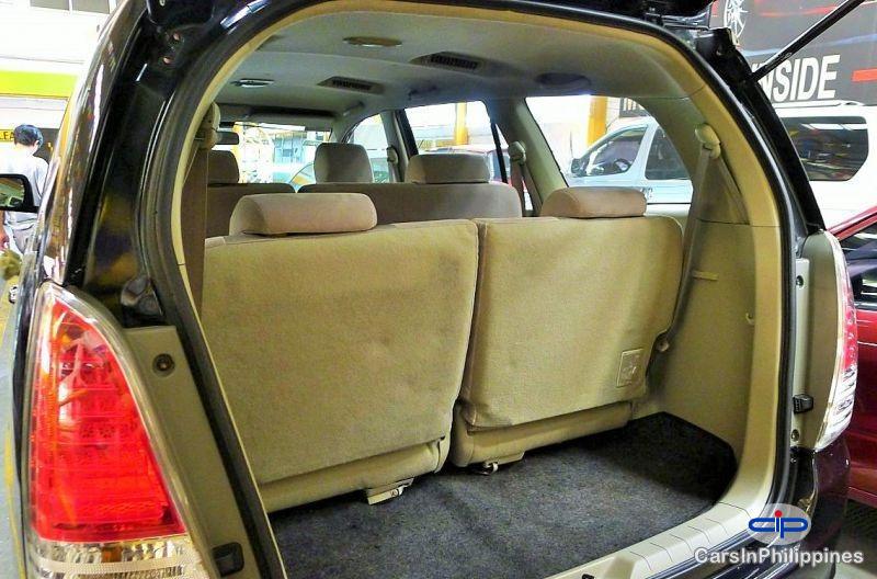 Toyota Innova Automatic - image 11