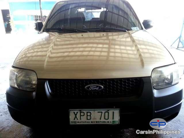 Pictures of Ford Escape Manual