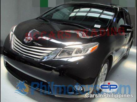 Toyota Sienna Automatic - image 3