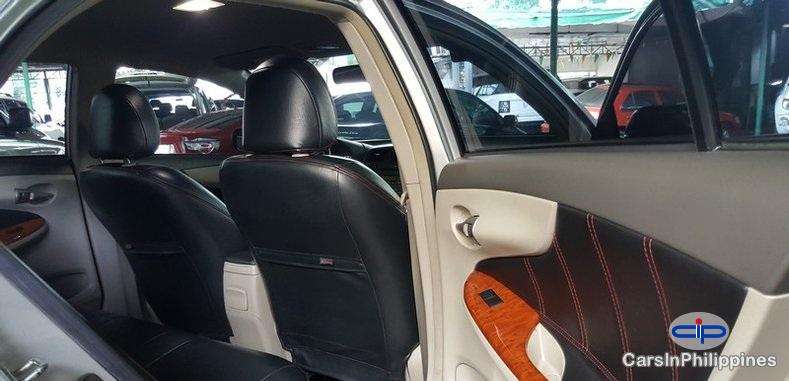 Toyota Corolla Automatic - image 3