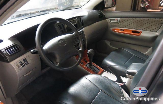 Toyota Corolla Automatic - image 3