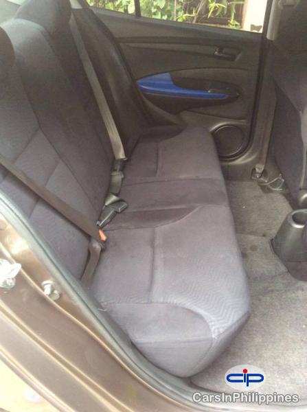 Honda City Automatic - image 5