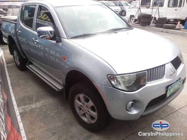 Mitsubishi Strada Manual - image 3